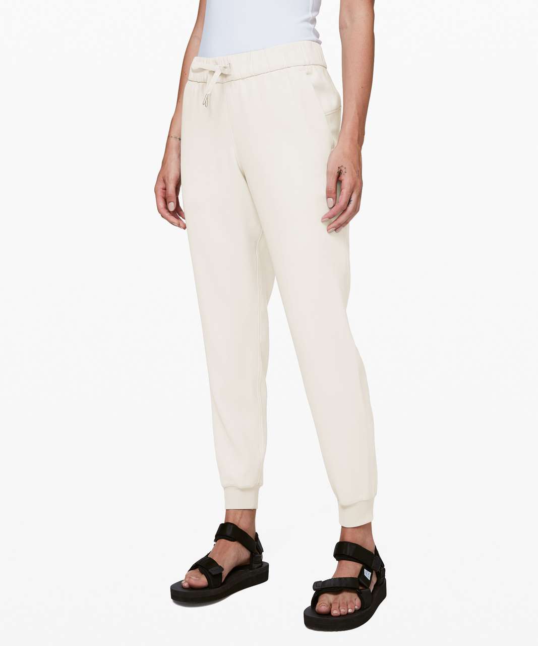 Lululemon On the Fly Jogger - Silverstone - lulu fanatics