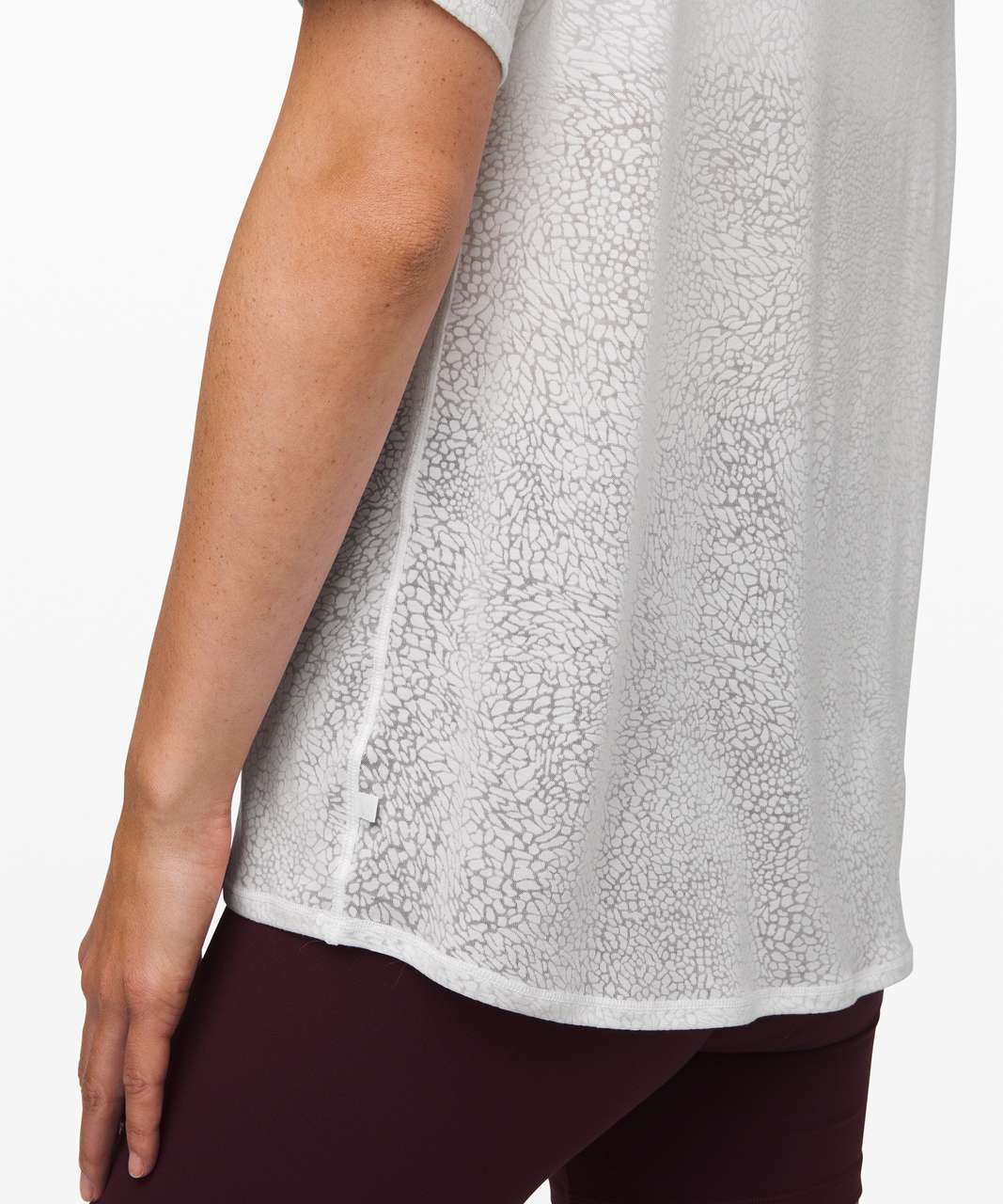 Lululemon Round Two Tee Burnout - White - lulu fanatics