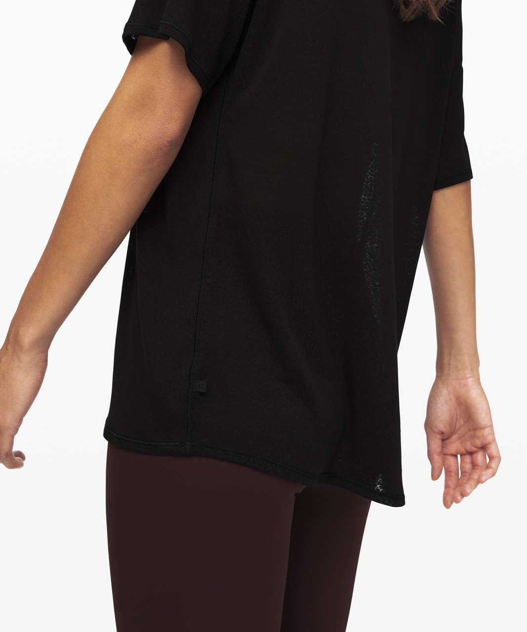 Lululemon Between Moments Tee - Polar Shift Veil Black