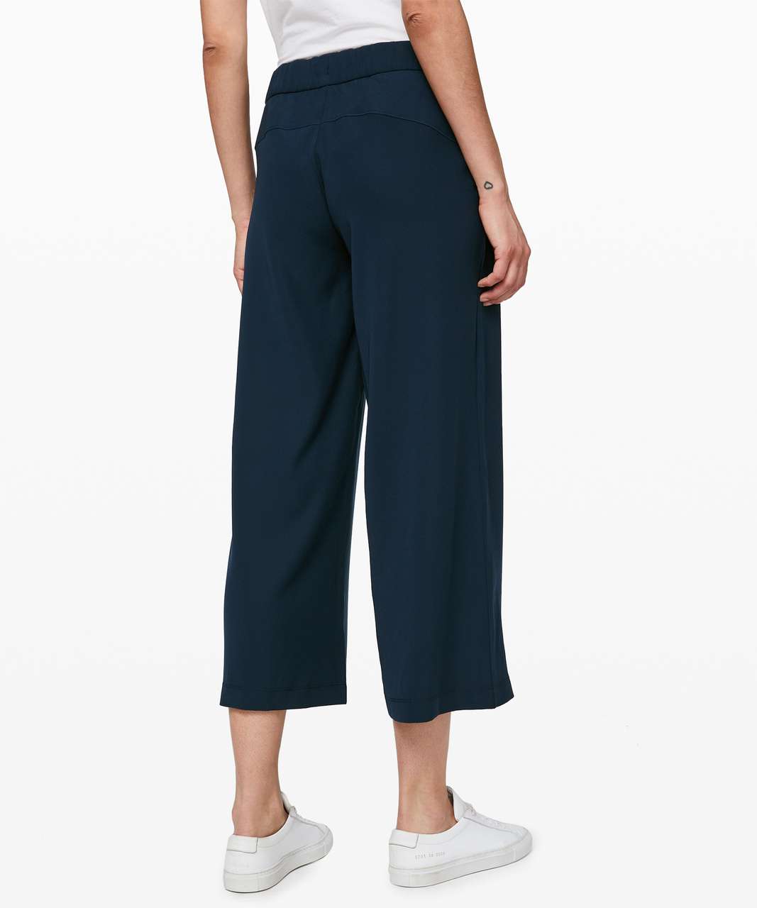 Lululemon wanderer culotte wide leg high waisted cropped blue