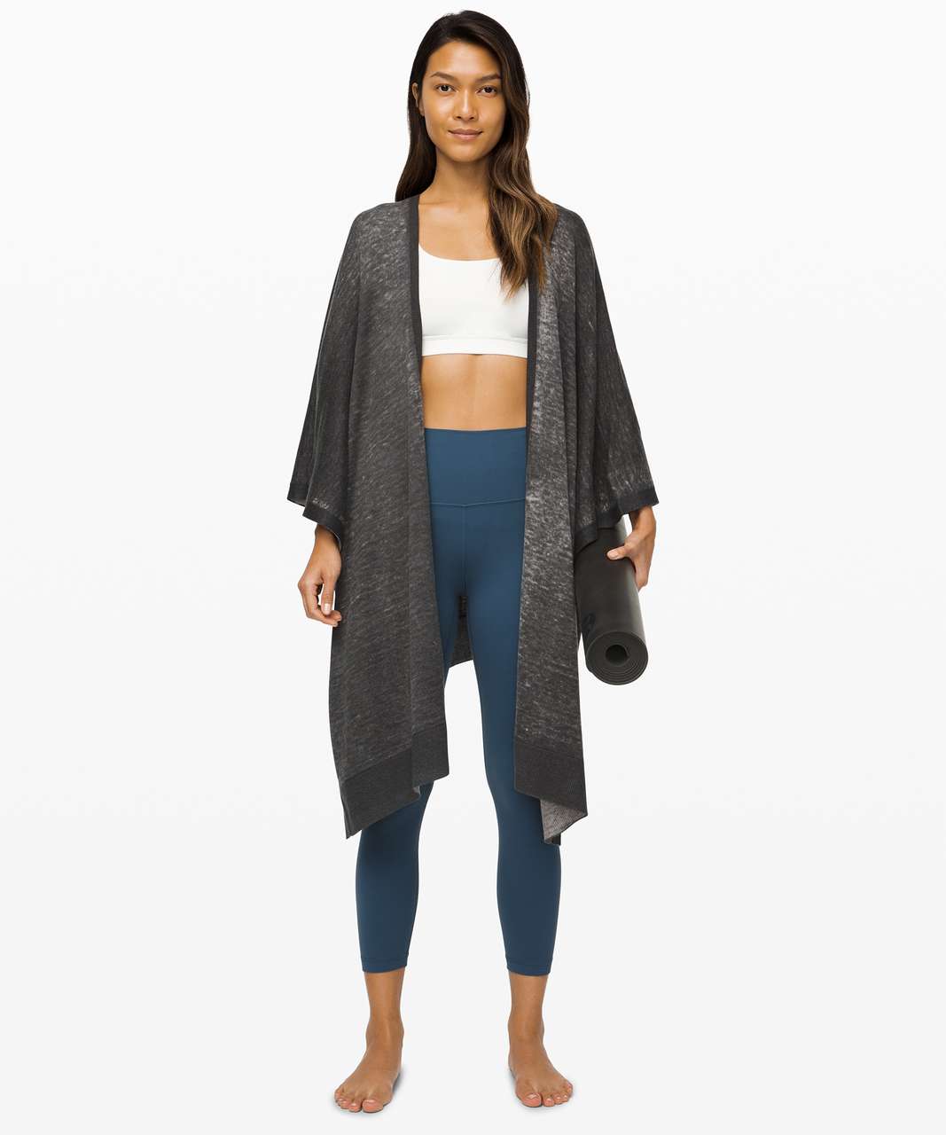 Lululemon Throw It On Wrap - Black / Alpine White