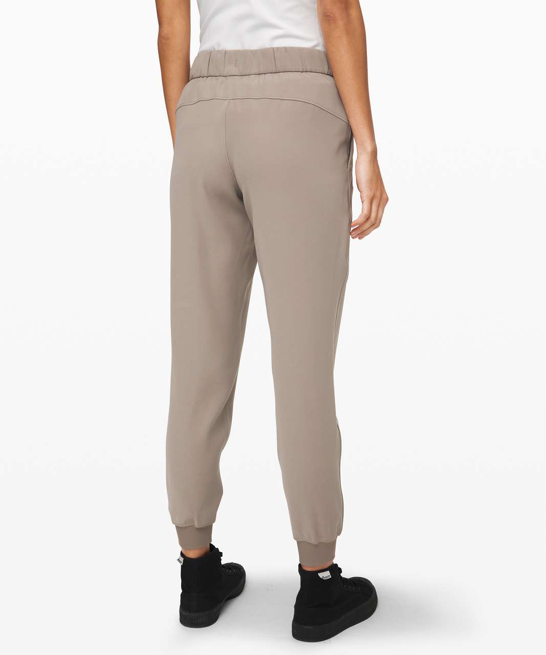 Lululemon On the Fly 7/8 Pant *Woven Carbon Dust