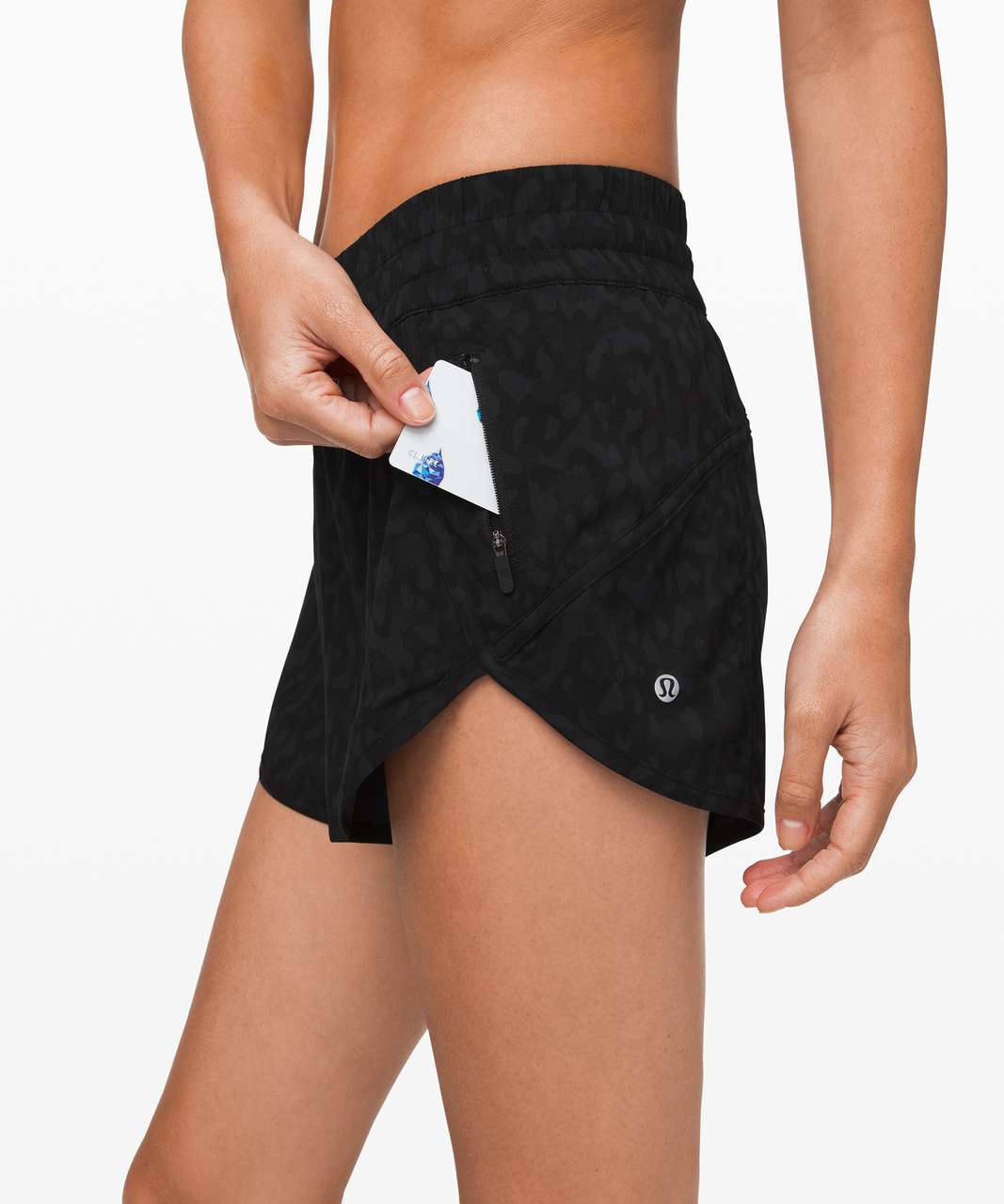 Lululemon Tracker Short V *4" - Formation Camo Deep Coal Multi