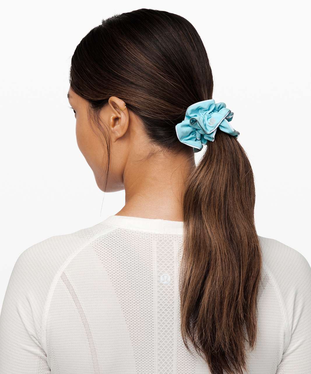 Lululemon Light Locks Scrunchie II - Sea Frost