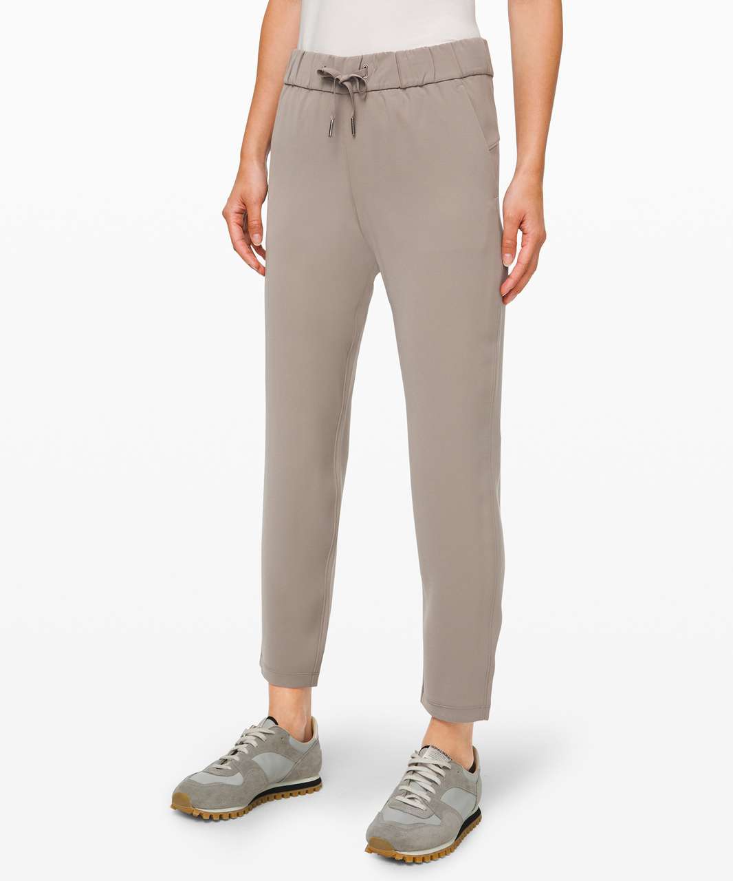 Lululemon On the Fly 7/8 Pant *Woven - Carbon Dust