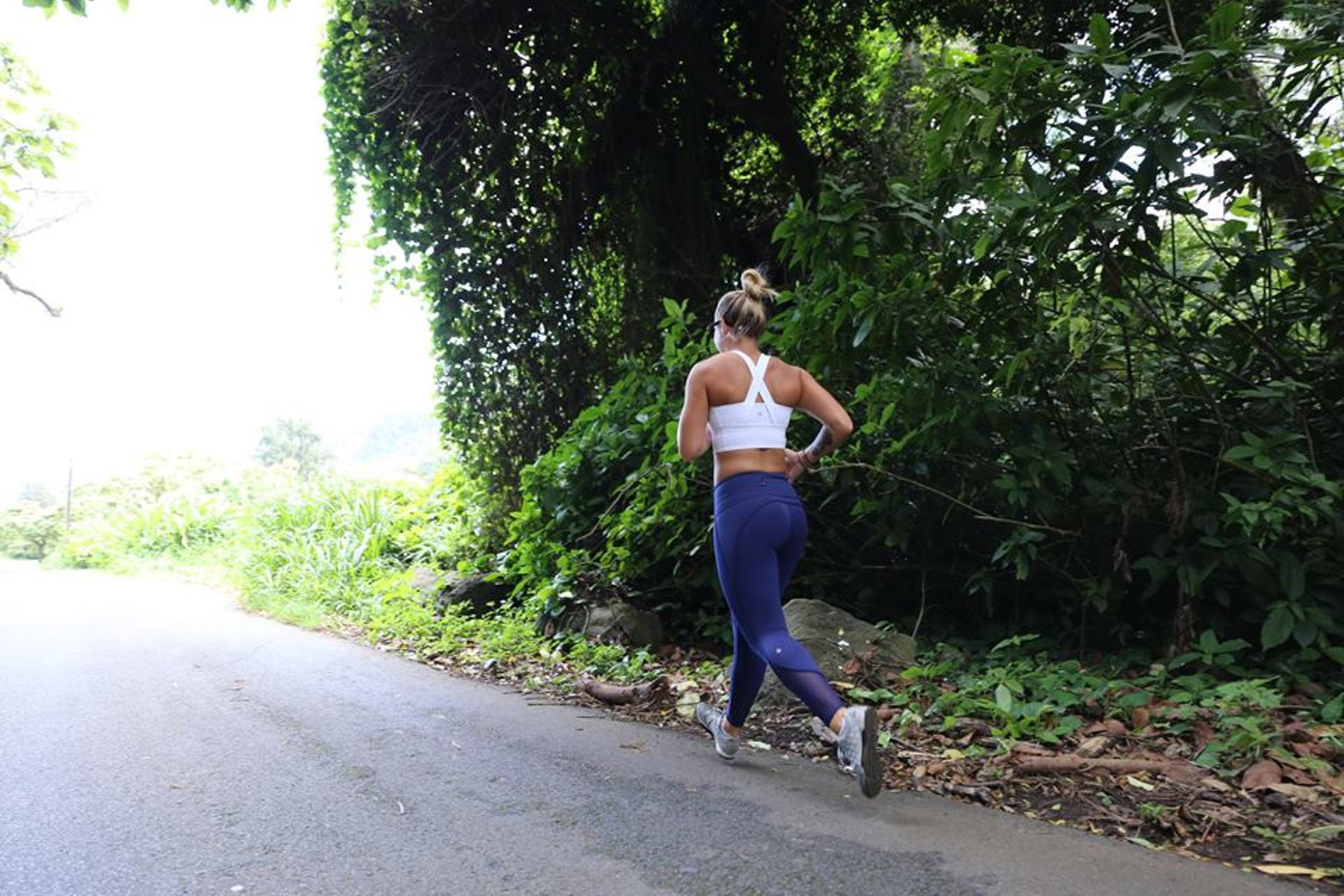 Lululemon Beat The Heat Bra - White