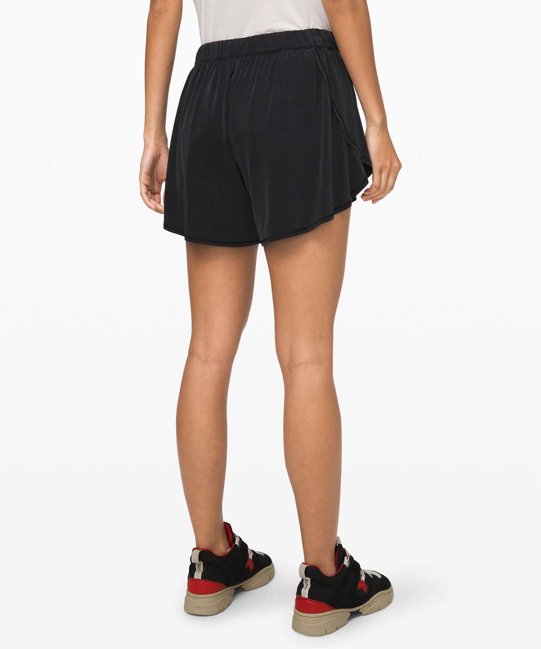 Lululemon Flow In Elegance Short 4.5 - Black - lulu fanatics