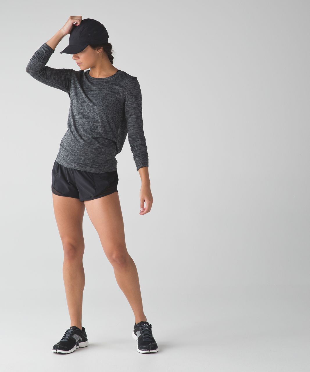 Lululemon Beat The Heat Long Sleeve - Heathered Black