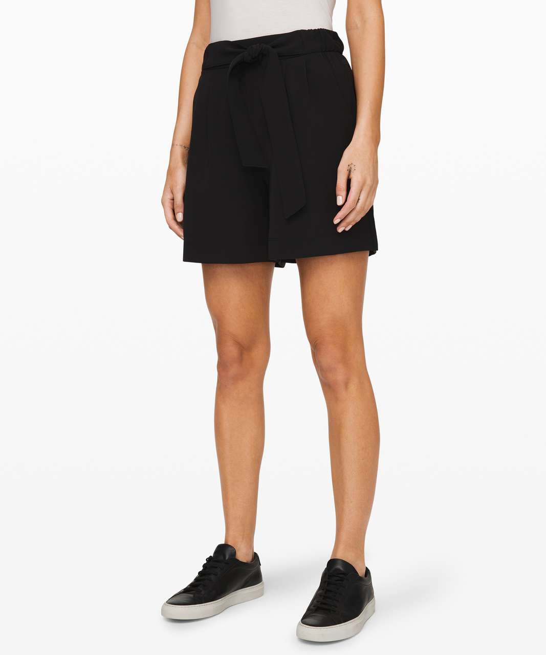 Lululemon Noir Short 5.5" - Black