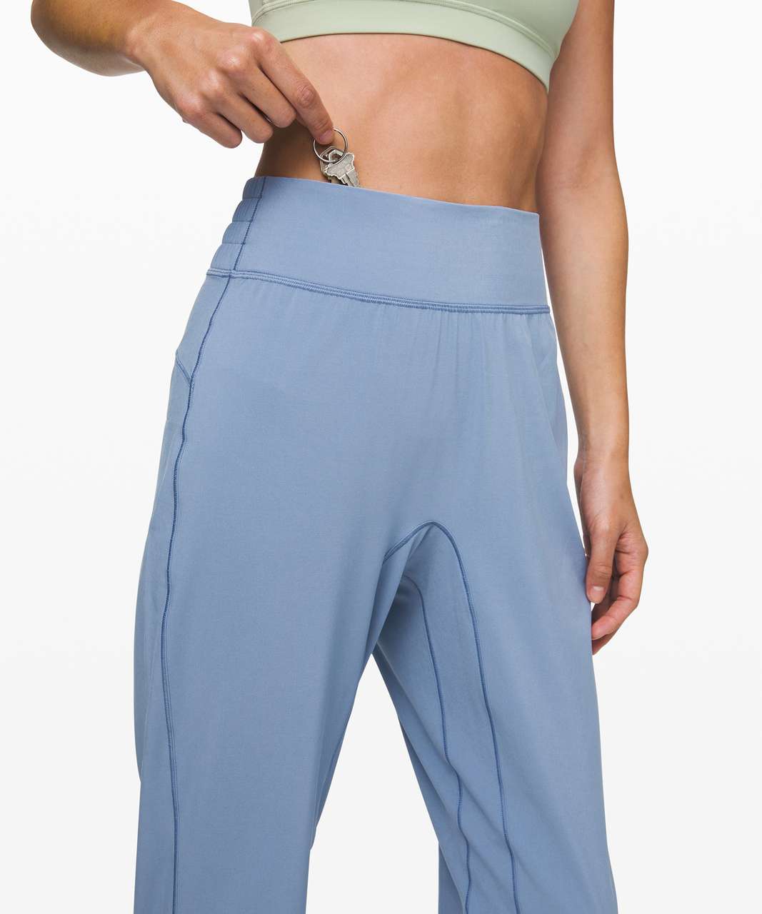 Lululemon Wanderer Jogger 28 Blue Size 6 - $69 (41% Off Retail) New With  Tags - From claire