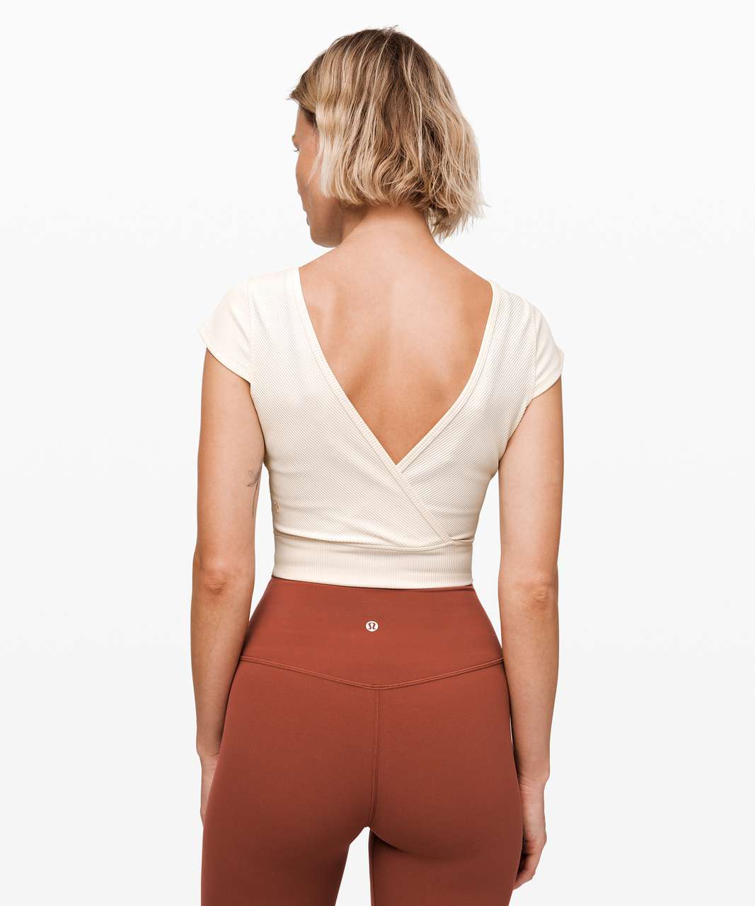 Lululemon Ready to Rise Short Sleeve - Light Ivory