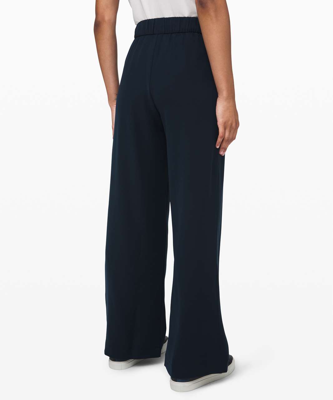 Lululemon Noir Pant Black-Size 4 & 10 New - clothing & accessories - by  owner - craigslist