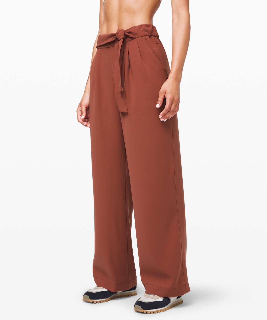 https://storage.googleapis.com/lulu-fanatics/product/49462/1280/lululemon-noir-pant-rustic-clay-039792-283831.jpg