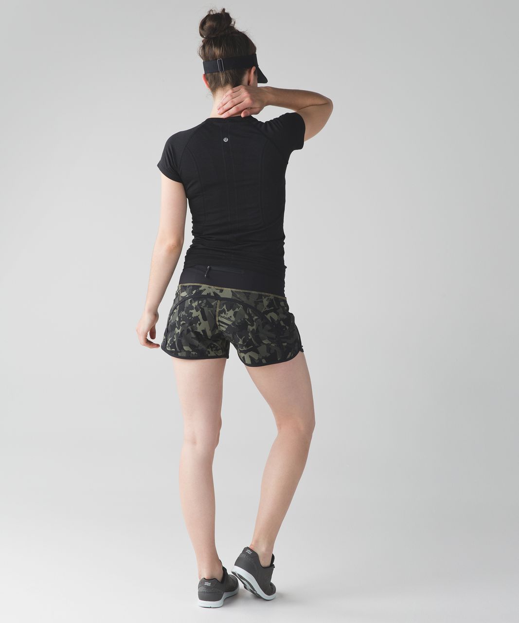 Lululemon Run Times Short (4-way Stretch) - Pop Cut Fatigue Green Black / Black