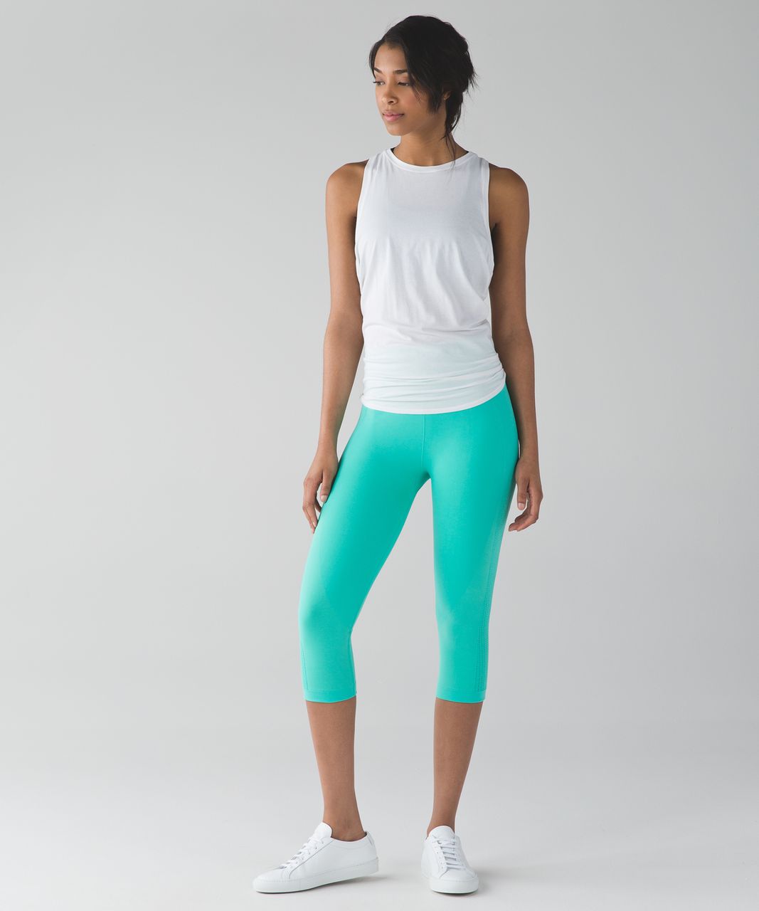 Lululemon Flow & Go Crop - Bali Breeze