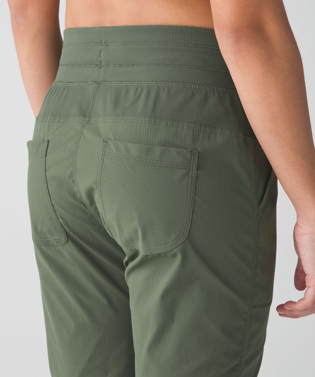 Lululemon Street To Studio Pant II *Unlined 28 - Fatigue Green - lulu  fanatics