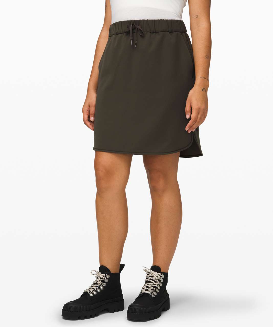 Lululemon On the Fly Skirt *Woven - Dark Olive