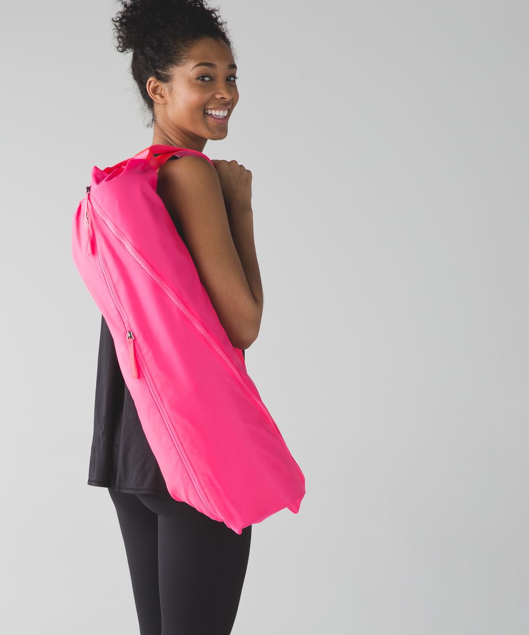 New RARE Lululemon Pink Foldable versitile gym tote yoga bag duffel  overnight