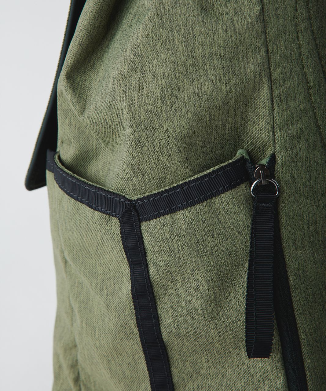 Lululemon Urbanite Backpack - Desert Olive