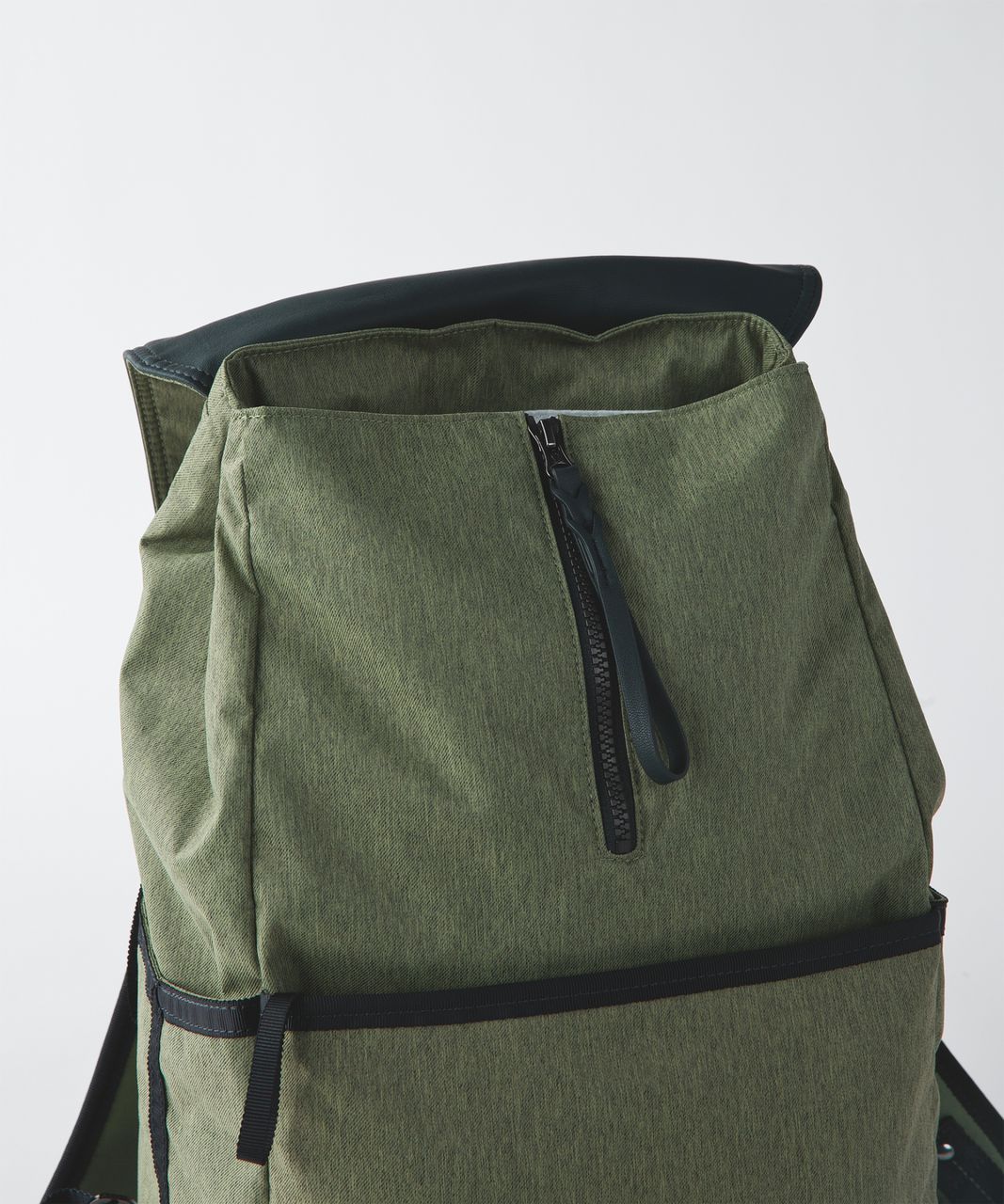 Lululemon Urbanite Backpack - Desert Olive