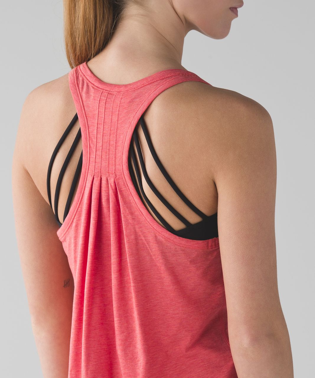 Lululemon Yogi Everyday Tank - Heathered Cape Red