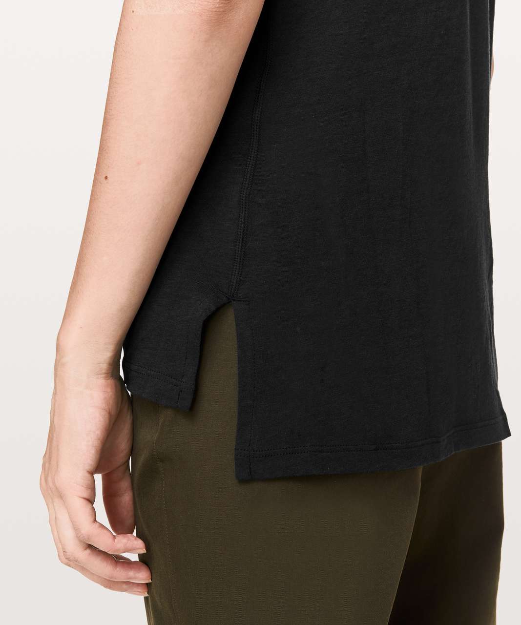 Lululemon Love Sleeveless Tank *Light - Black