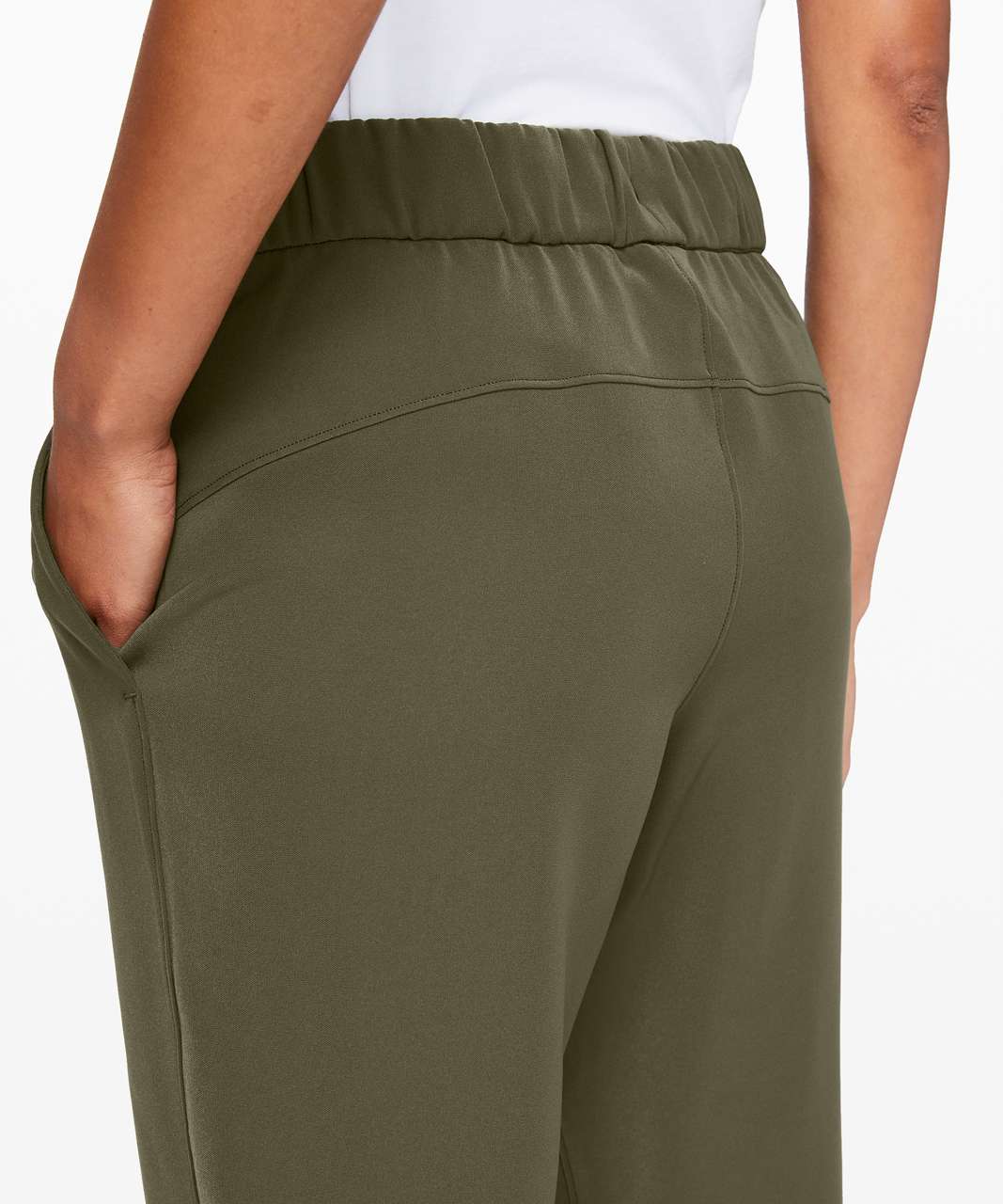 Lululemon On the Fly Crop *Woven 23" - Dark Olive