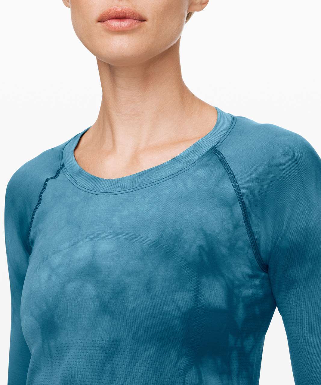 Lululemon Swiftly Tech Long Sleeve Size 4 In Blue Marble Dye - Athletic  apparel