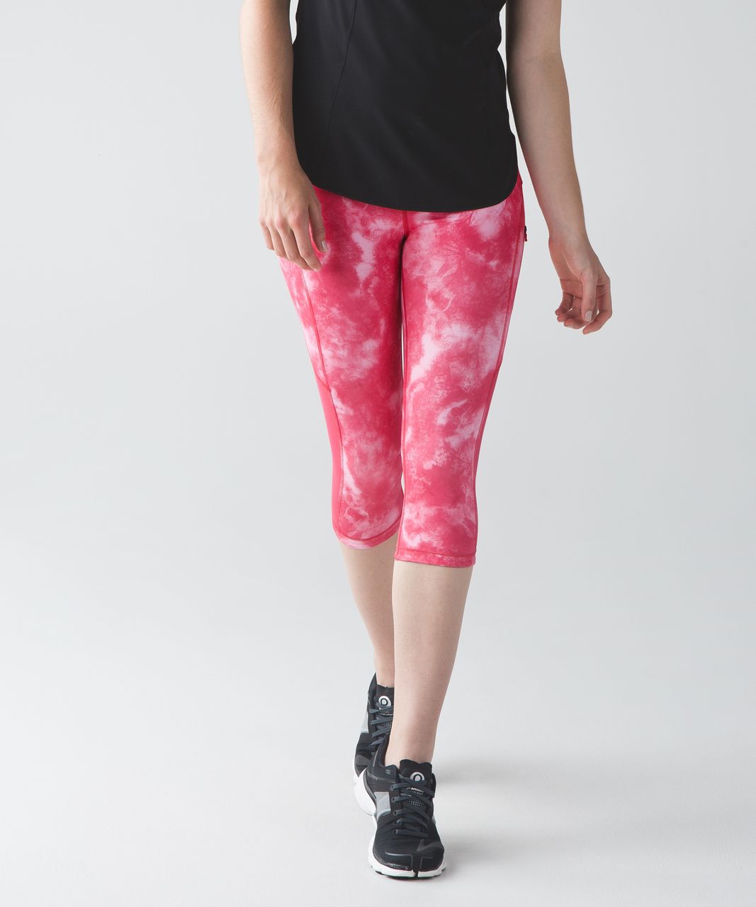 Lululemon Sun Runner Crop - Tidal Trip Boom Juice / Boom Juice