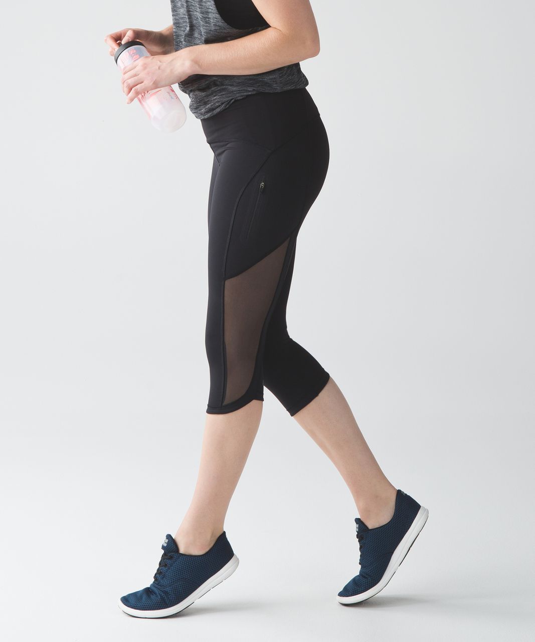 Lululemon Sun Runner Crop - Black - lulu fanatics