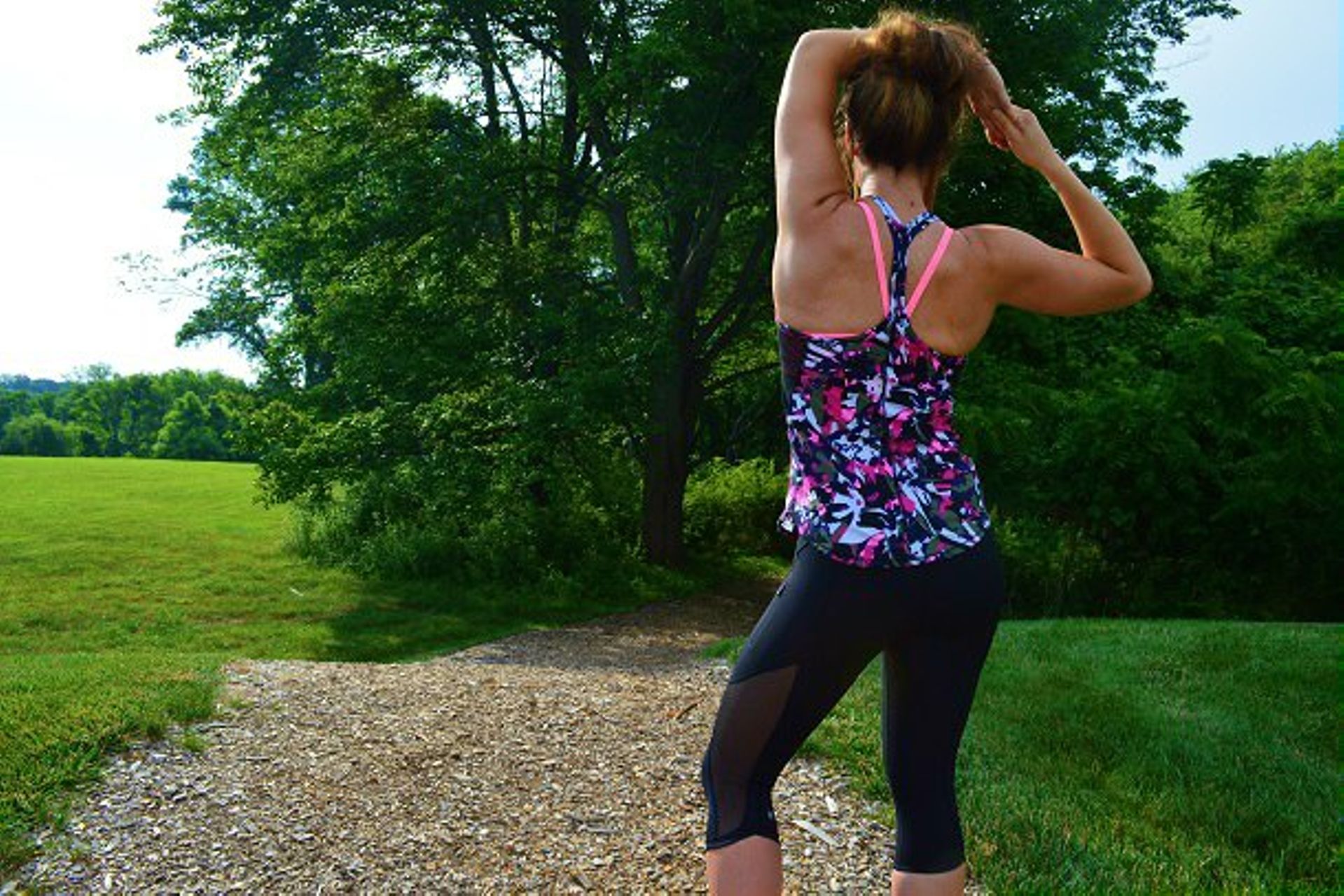 Lululemon Sun Runner Crop - Black - lulu fanatics