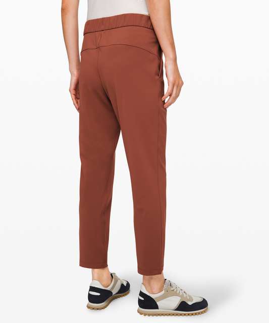 Styling my On the Fly Pant (7/8, 25”, ink blue in Luxtreme) : r/lululemon