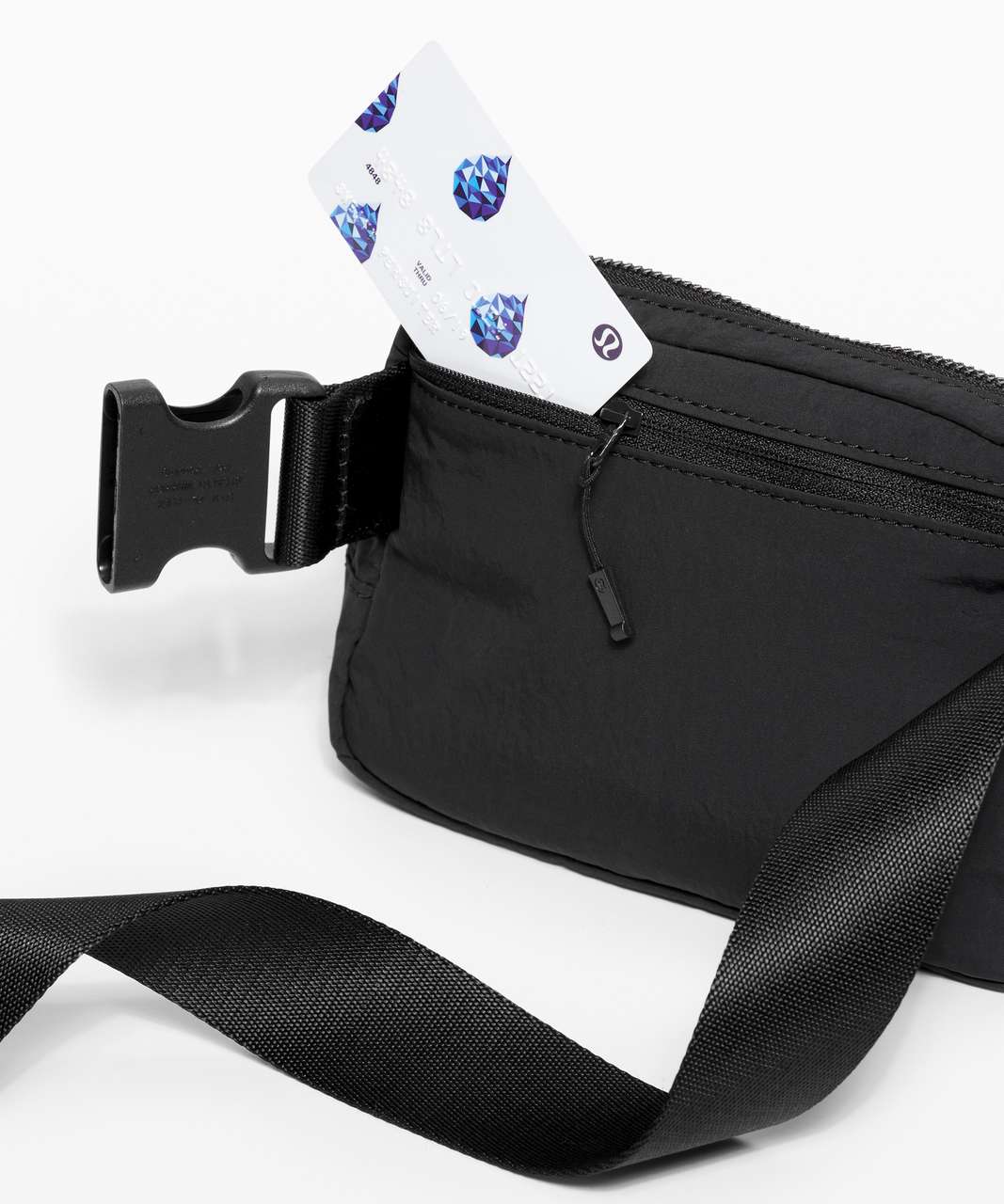 Lululemon Athletica Everywhere Belt Bag Wild Berry, Wild Berry, One Size,  Fashion Waist Bag : : Clothing, Shoes & Accessories