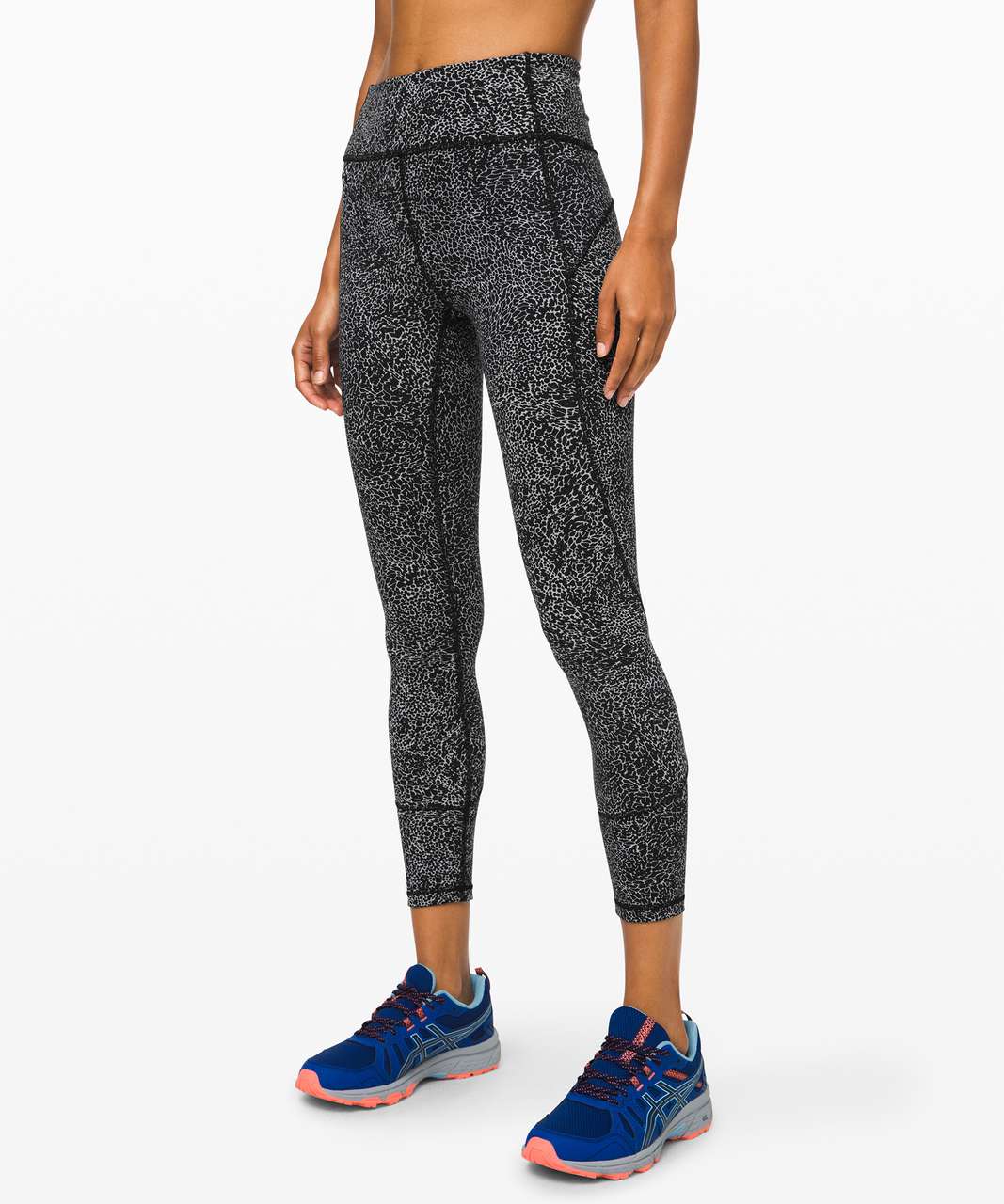 Lululemon In Movement 25” Titanium Grey High Waisted Everlux Gray Dark  Carbon 6