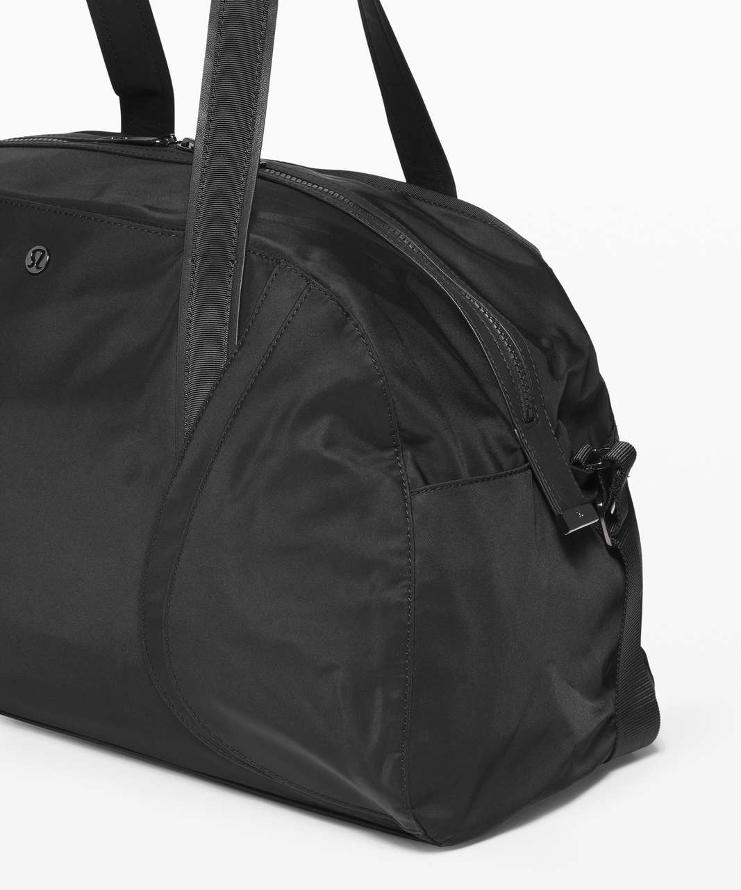 lululemon - Ready, set, weekend. This roomy duffle has