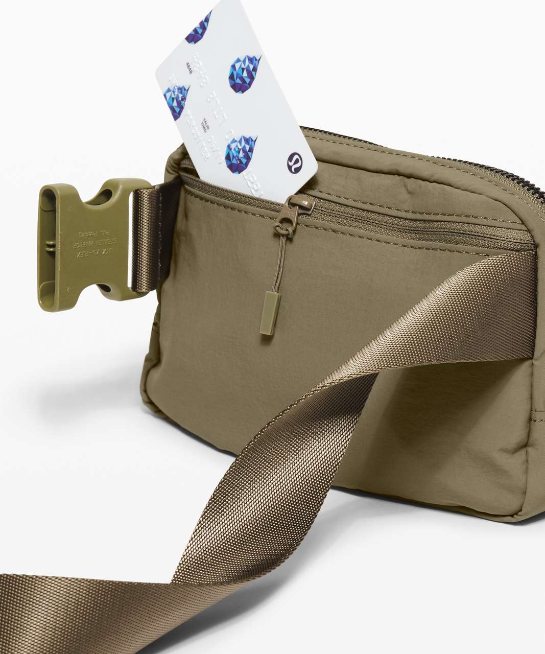 Lululemon Everywhere Belt Bag *1L Review: My #1 Essential Accessory — The  Health Mason