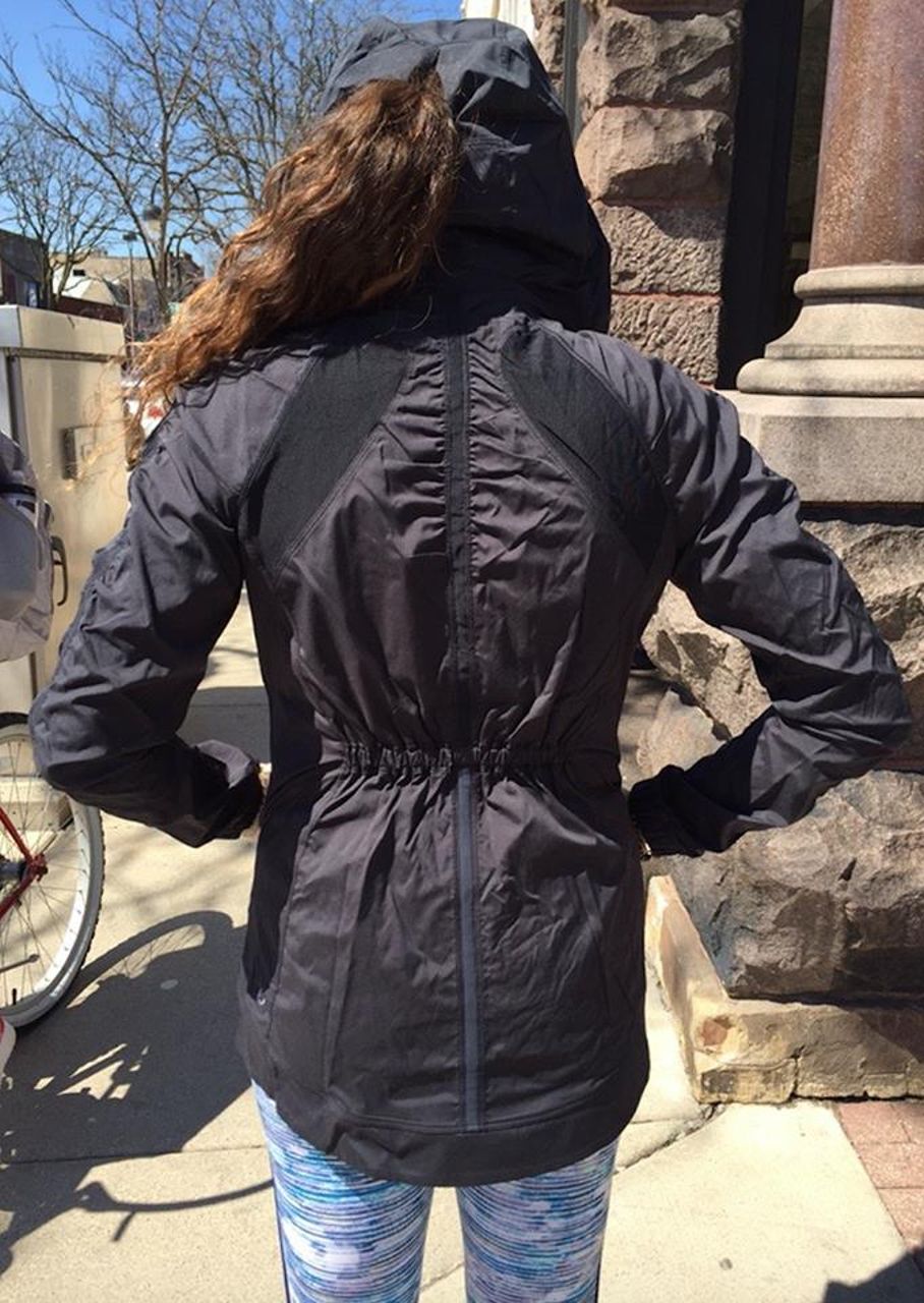 Lululemon Gather And Sprint Jacket - Black