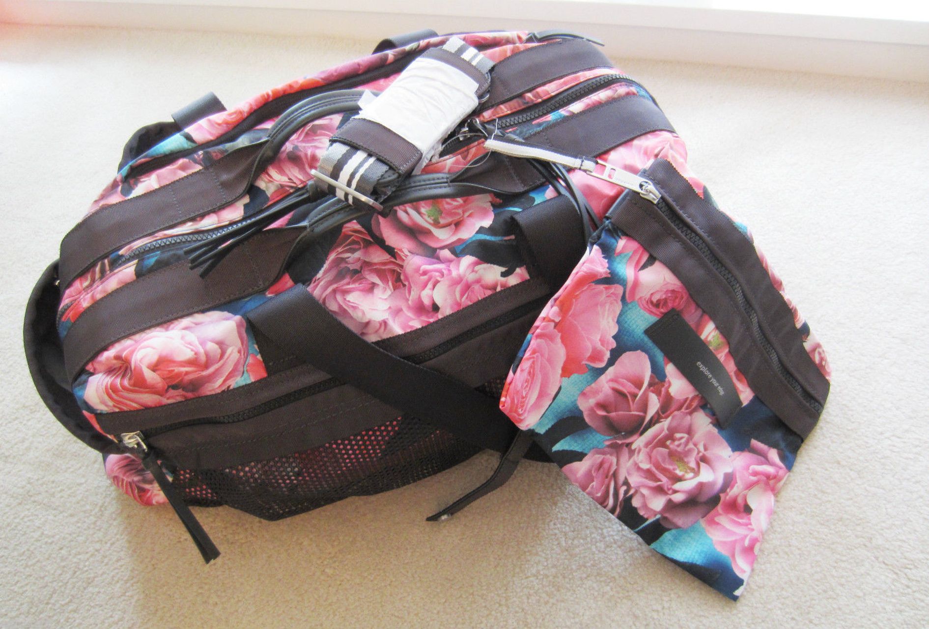 Lululemon Yoga On The Fly Duffel - Secret Garden - lulu fanatics