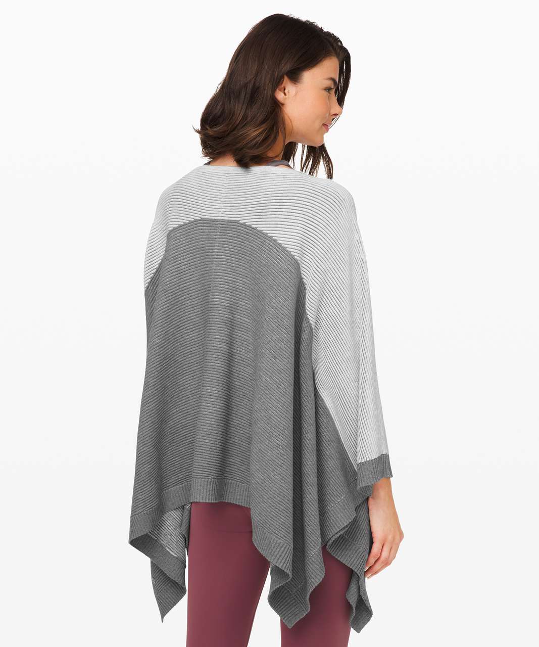 Lululemon It All Lines Up Poncho - Heathered Core Ultra Light Grey / Heathered Core Medium Grey