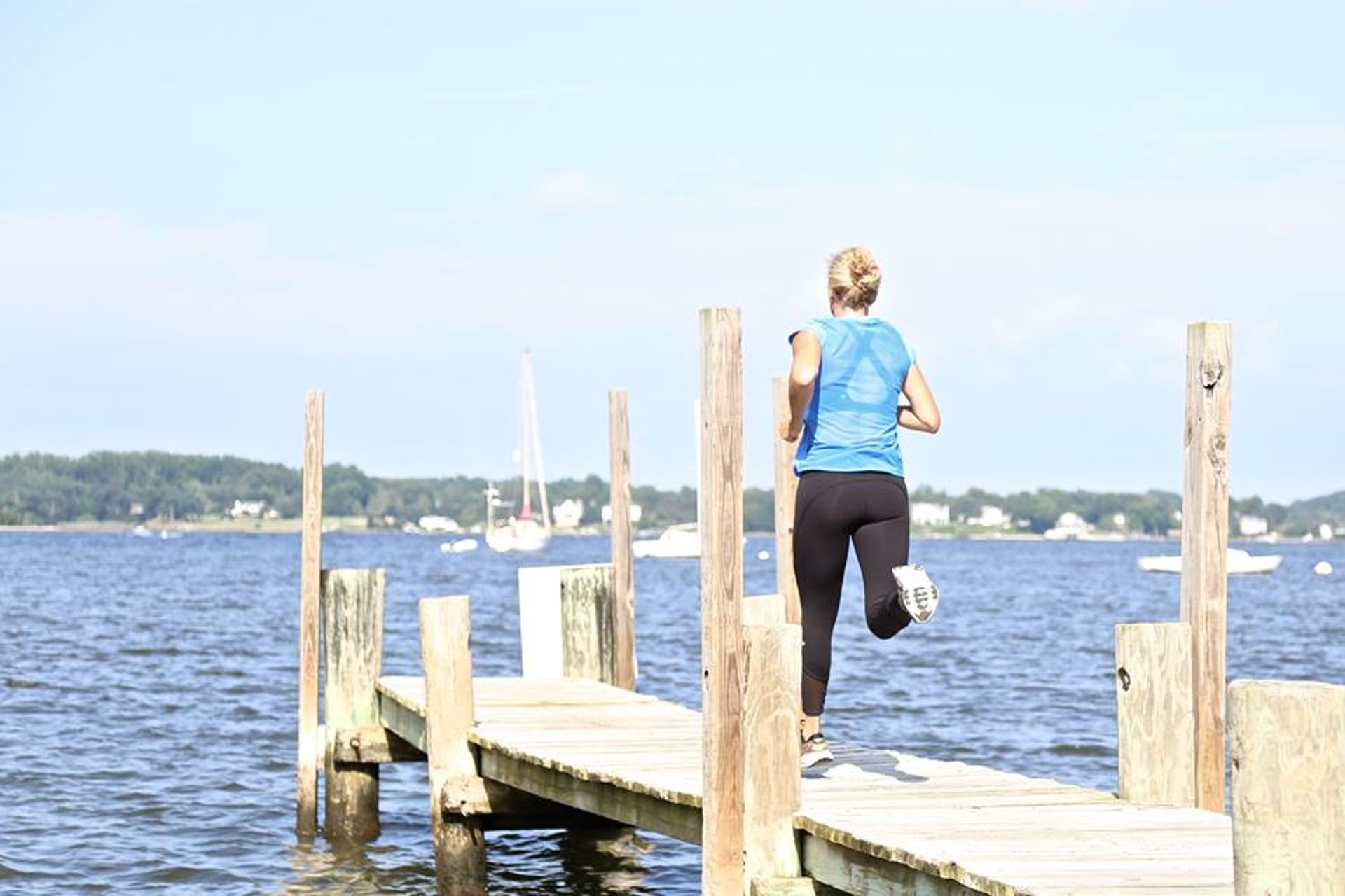 Lululemon Beat The Heat Short Sleeve - Heathered Pipe Dream Blue / Pipe Dream Blue