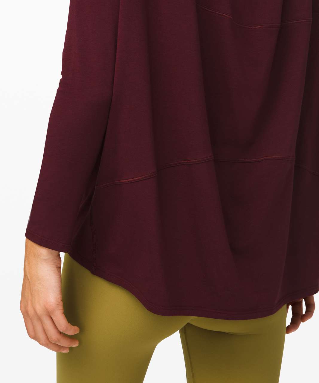 Lululemon Back In Action Long Sleeve - Garnet