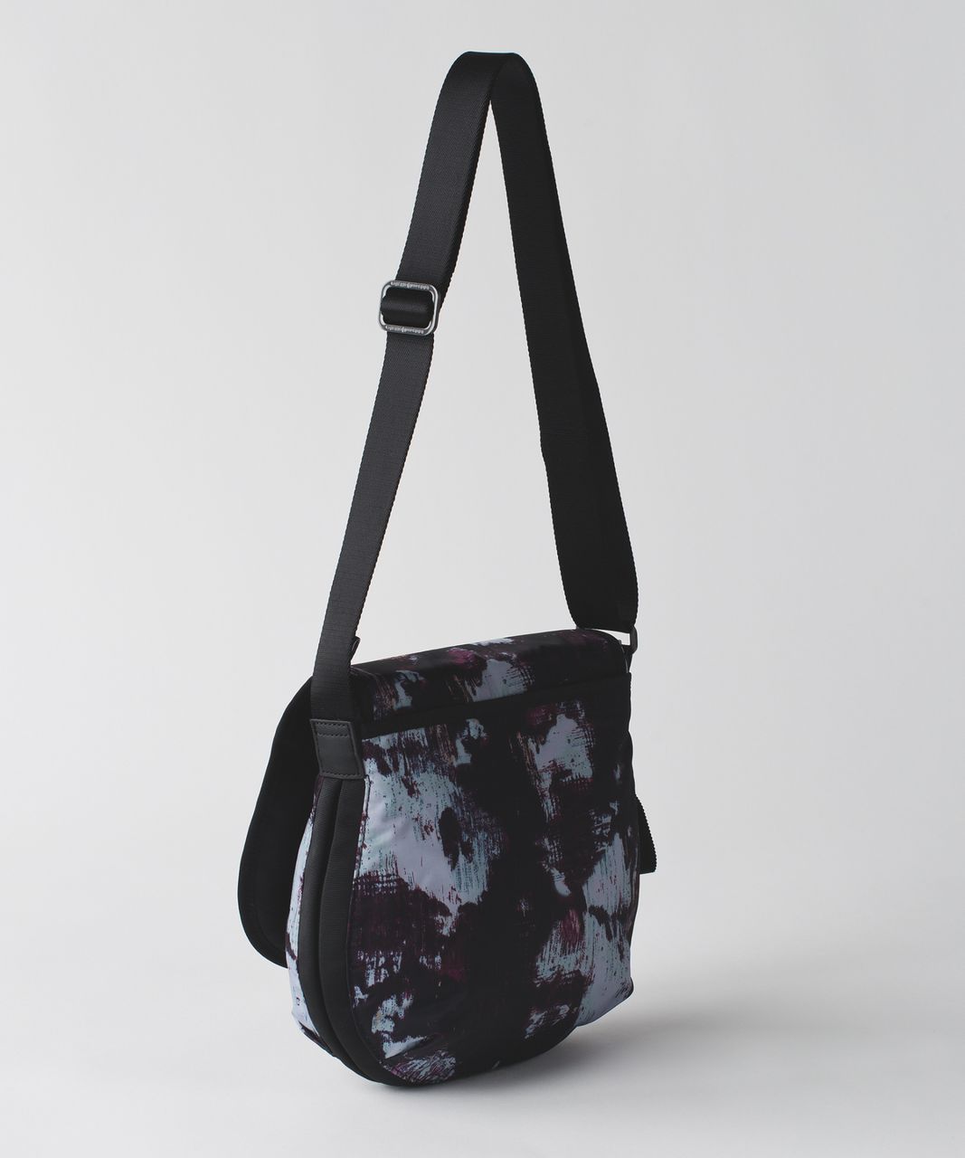 Lululemon The Essentials Bag - Kara Blossom Multi / Black