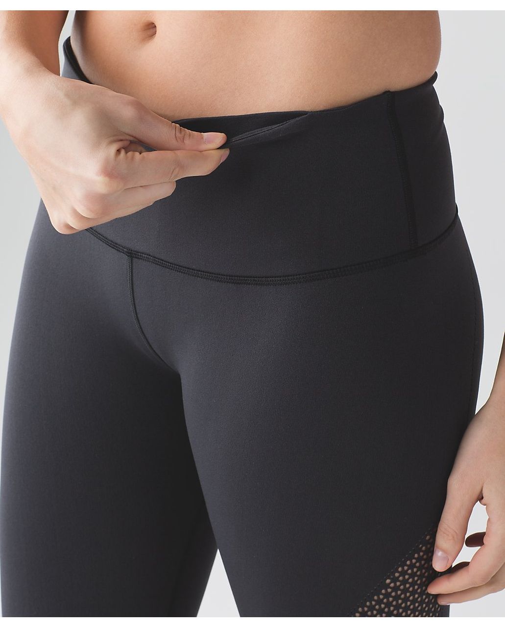 Lululemon Enlighten Tight Contour - Black