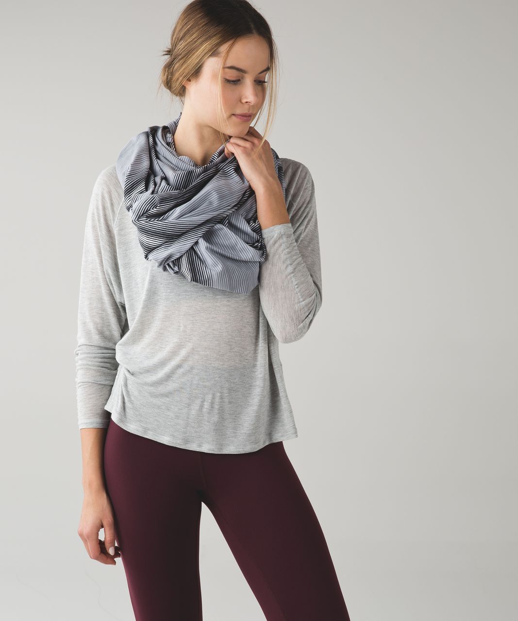 Lululemon Oversized Camo Jacquard Scarf - Black / Graphite Grey - lulu  fanatics