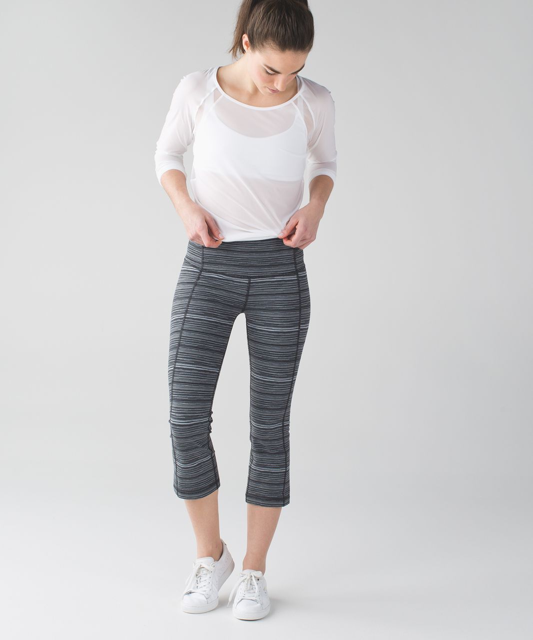 Lululemon Gather & Crow Crop II - Cyber Black Deep Coal - lulu fanatics