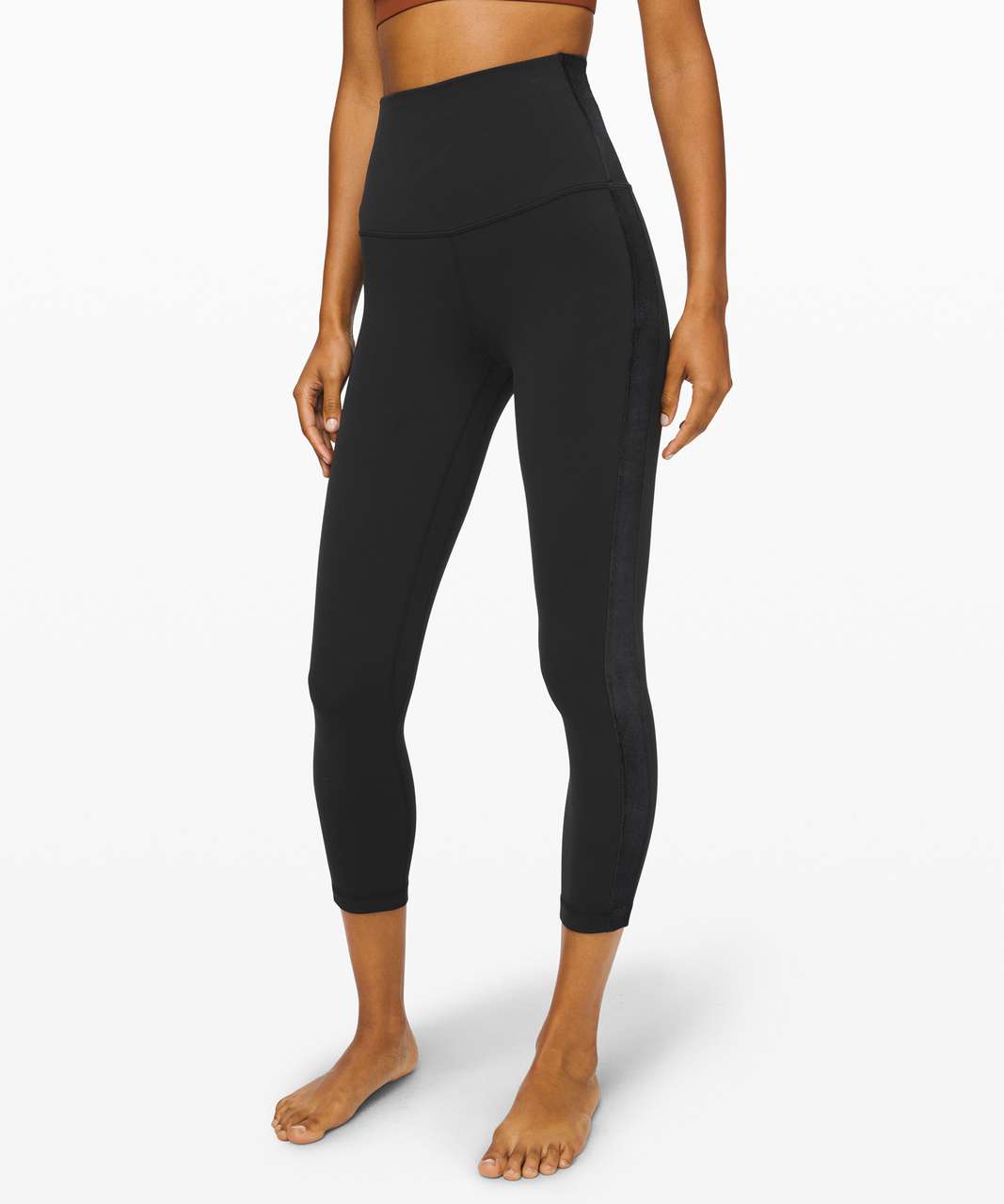 https://storage.googleapis.com/lulu-fanatics/product/51742/1280/lululemon-align-super-high-rise-crop-velvet-black-0001-295428.jpg