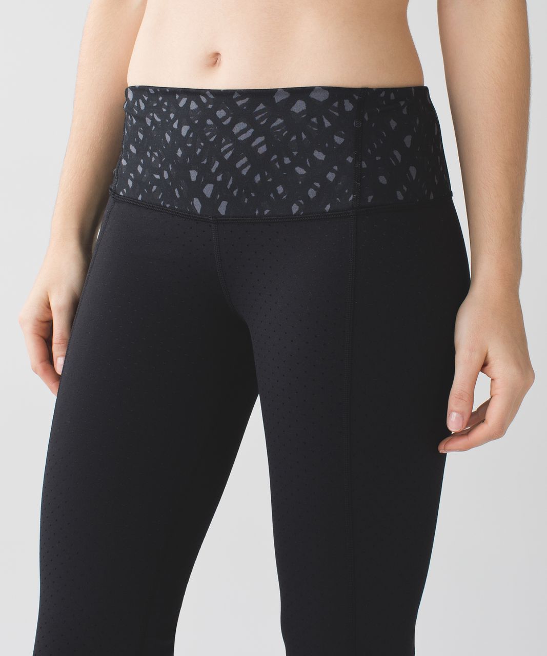 Lululemon Gather & Crow Black Stripe Slit Crop Leggings Women's