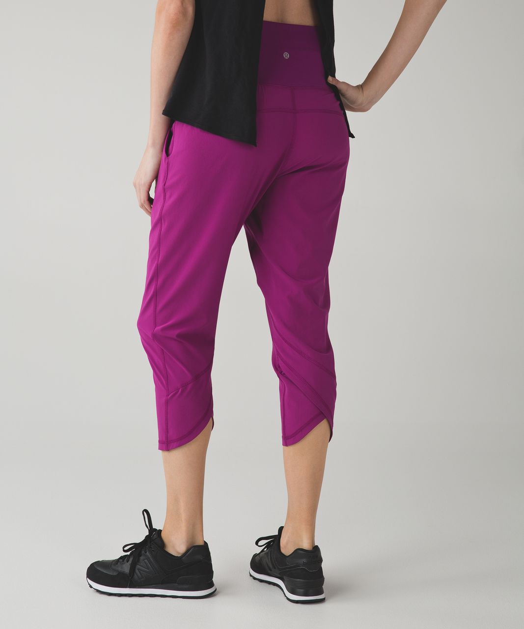 Lululemon Tranquil Crop - Regal Plum