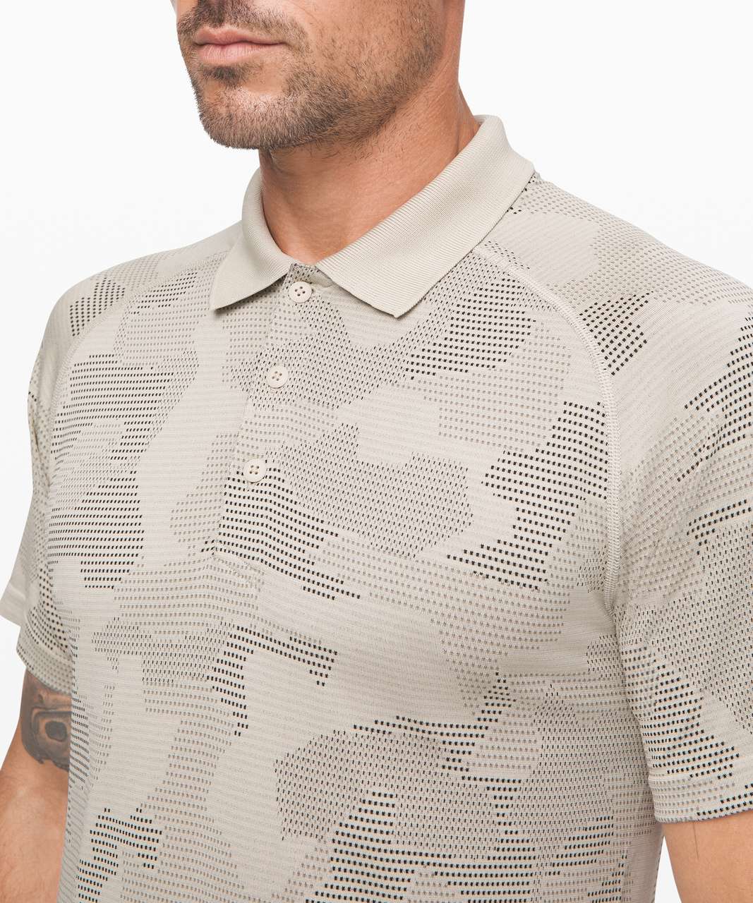 Lululemon Metal Vent Tech Polo *Geo Camo - Carbon Dust / Muslin / Black