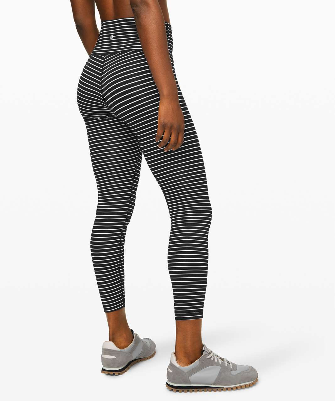 https://storage.googleapis.com/lulu-fanatics/product/51860/1280/lululemon-wunder-under-high-rise-tight-25-luxtreme-parallel-stripe-black-white-016457-296000.jpg